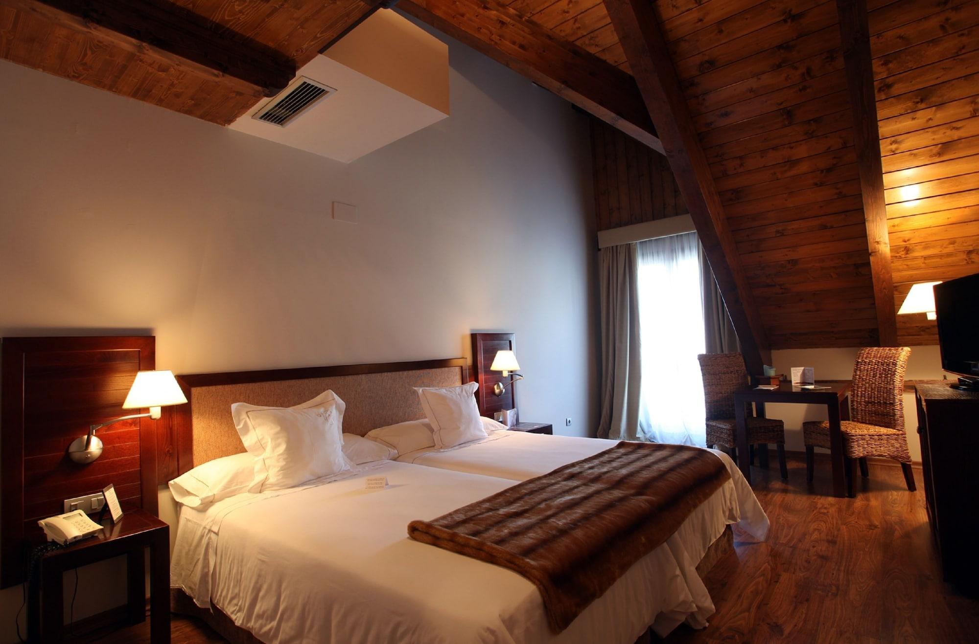 Abadia Del Pirineo Hotell Tramacastilla de Tena Eksteriør bilde