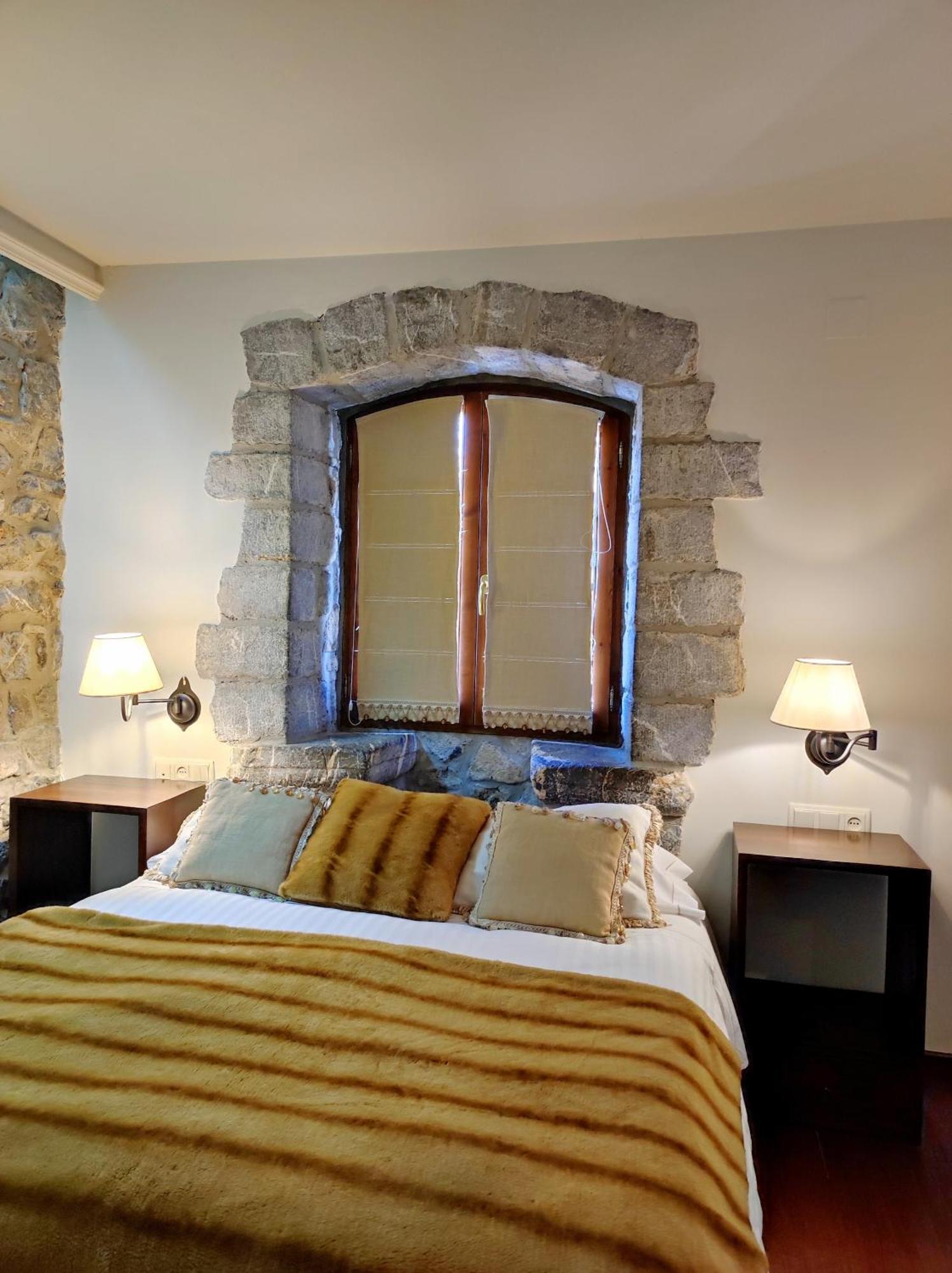 Abadia Del Pirineo Hotell Tramacastilla de Tena Eksteriør bilde